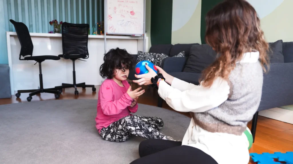 4 Applications and Digital Tools to Help Parents of Children with Autism